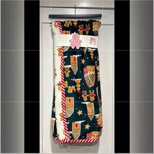 TIK TOK VIRAL GINGERBREAD PETS Reversible CHRISTMAS Print Throw Blanket